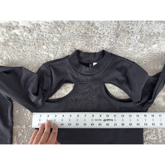 H&M Size S Cutout Crewneck Mini Sheath Dress Black Long Sleeve Pullover - Picture 4 of 8
